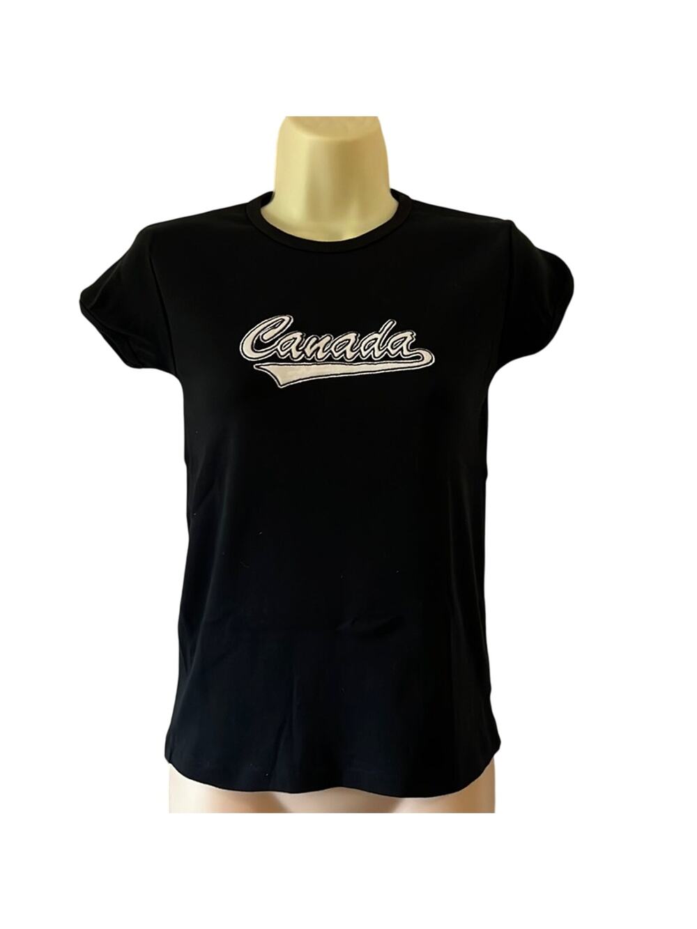 Teepee Black Canada Slim Fit Tee Shirt Knit Top Woman Size Small Applique
